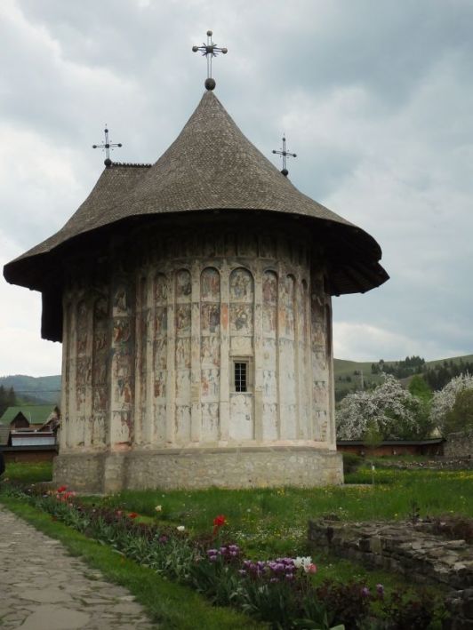 A poor photo of Humor Monastery and it seems to be the only one I have