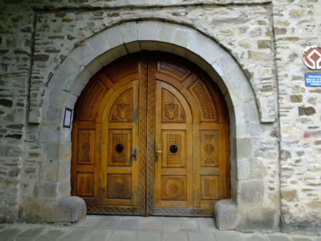 The gate of Voronet Monastery