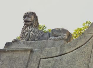 I thought these "lions" flanking each side of the top of the gate were very odd looking