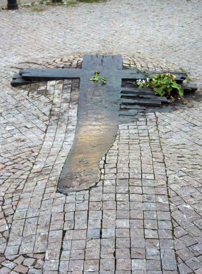 Cross that marks the spot where Jan Palach set himself on fire.