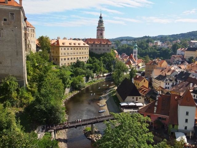 I did squeeze into the mass of tourists to snap a photo or two of the village